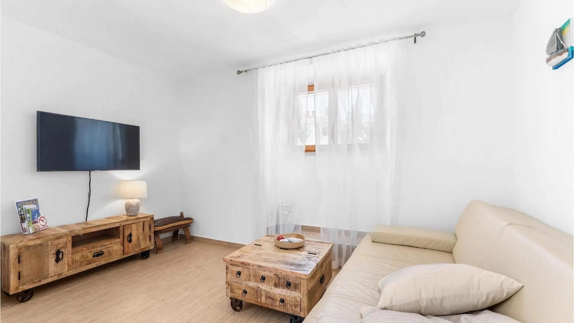 Holiday home Villa Vesnabranka Pican
